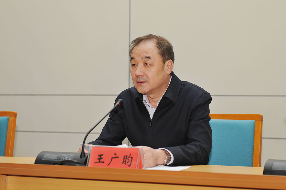 这次领导班子的调整是省委根据大庆师范学院的实际情况和事业发展需要